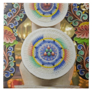 Bhutan. Ceremoniële cakes gemaakt door monniken ve Tegeltje