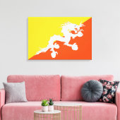 Bhutanese vlag (Bhutan) (Thunder Dragon) Canvas Afdruk (Insitu (Woonkamer))