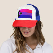 Bi Pride vlaggenster Trucker Pet (In situ)