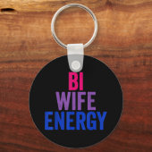 Bi Wife Energy Bisexual Pride Sleutelhanger (Voorkant)