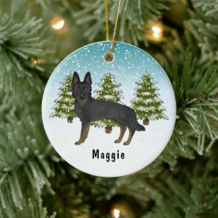 Bi-Zwarte Duitse Herdershond Blauwe Winterbos Keramisch Ornament