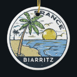 Biarritz France  Keramisch Ornament<br><div class="desc">Biarritz-vectorkunstontwerp. Biarritz,  een elegante kustplaats in het zuidwesten van Frankrijk aan de Baskische kust.</div>