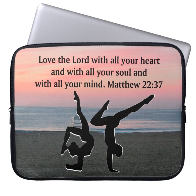 BIBLE QUOTE GYMNASTICS DESIGN LAPTOP SLEEVE (Voorkant)