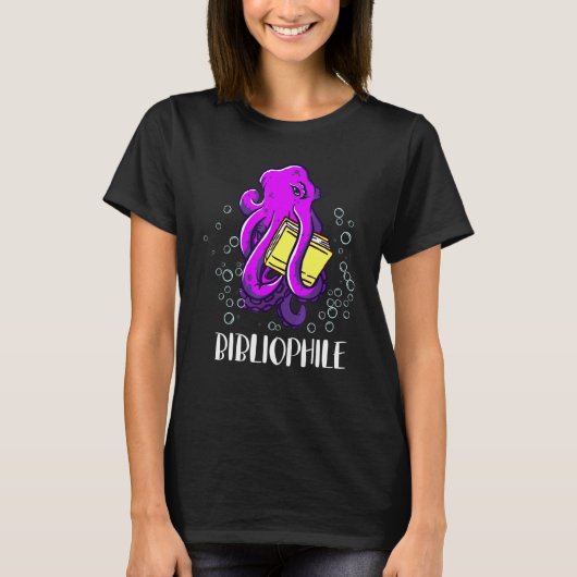 Bibliopolide Octopus Book Reading T-shirt (Voorkant)