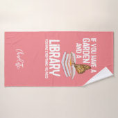 Bibliothecaris Nerd en Tuinman Swag gepersonalisee Badhanddoek (Badhanddoek)