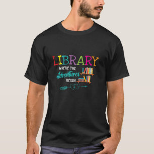 Bibliotheekboeken waar het avontuur begint met het t-shirt