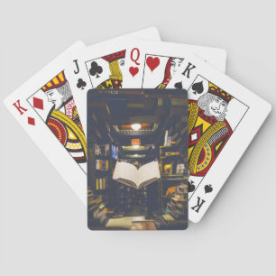 Bibliotheekboekhouders Boek openen Boek lezen Pokerkaarten