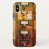  bibliotheekcataloguskast met bruin hout Case-Mate iPhone case (Achterkant)