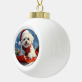 Bichon Frise Hond in Sledge Laat het Sneeuw Kerstm Keramische Bal Ornament (Rechts)