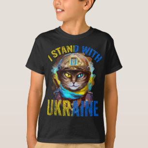 Bid voor steun Oekraïense kat soldaat staan met T-shirt