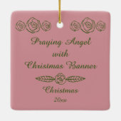 Bidden Engel met Kerstmis Banner Keramisch Ornament (Achterkant)