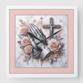 Bidden Handen, Kruisbeeld en Rozen Vierkante Klok (Voorkant)