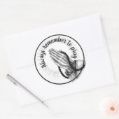 Bidden Handen met Quote Ronde Sticker (Envelop)