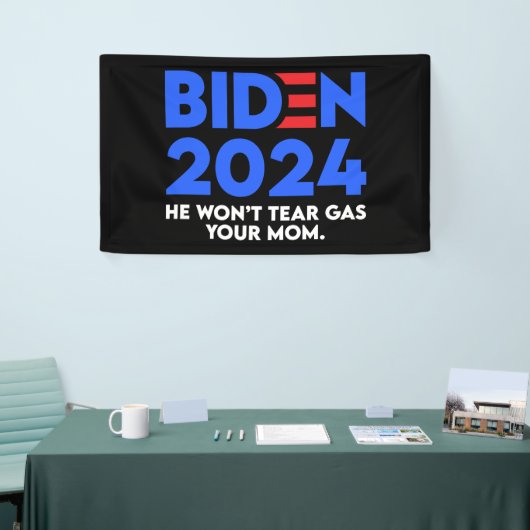 Biden 2024 Hij laat je moeder geen gas scheuren Spandoek (Beurs)