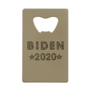 Biden Camouflage Brown Achtergrond Creditkaart Flessenopener