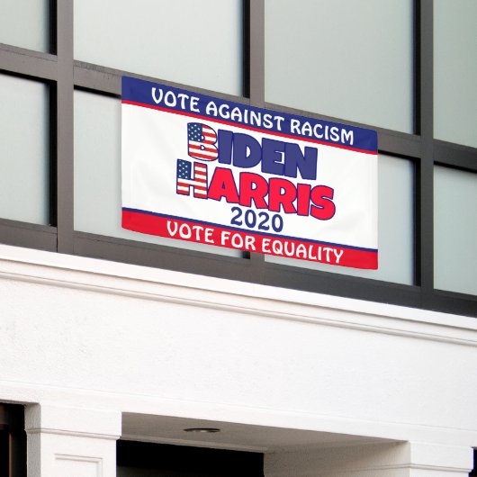 Biden Harris 2020 Stemmen tegen Racisme Banner (Buitenkant Gebouw)