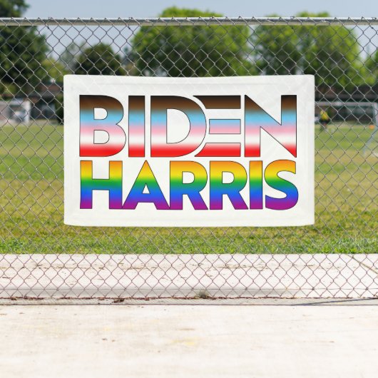 Biden Harris LGBTQ+ trots Spandoek (Insitu)