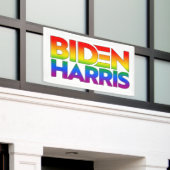 Biden Harris Trots Regenboog Spandoek (Buitenkant Gebouw)