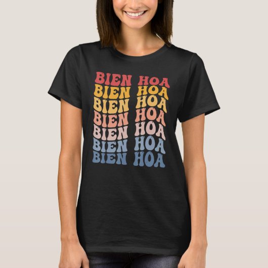 Bien Hoa City Groovy Retro T-shirt (Voorkant)