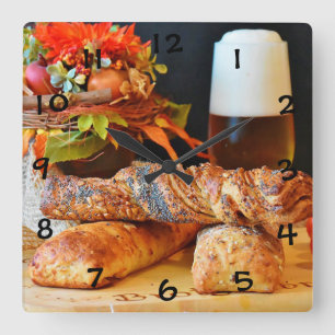 Bier, brood en Herfst Vierkante Klok