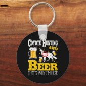 Bier Drink Grappige Coyote Jacht Sleutelhanger (Voorkant)