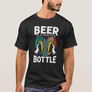 Bier is een hok in een fles die Drink alcohol Drin T-shirt