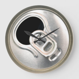 bier kan open drink metalen tank bovenaan grote klok