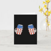 Bier kan skelet hand grappig 4 juli Amerikaanse Kaart (Gele Bloem)