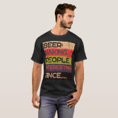 Bier maakt mensen interessant sinds feest t-shirt (Voorkant volledig)