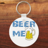 bier me grappig sleutelhanger (Voorkant)