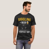 Bierdag jongleren jongleren jongleren t-shirt (Voorkant volledig)