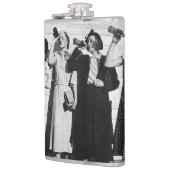Bierdrankjes foto 1930 heupfles (Links)
