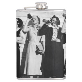 Bierdrankjes  foto 1930 heupfles