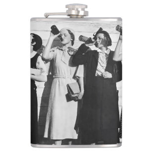 Bierdrankjes  foto 1930 heupfles