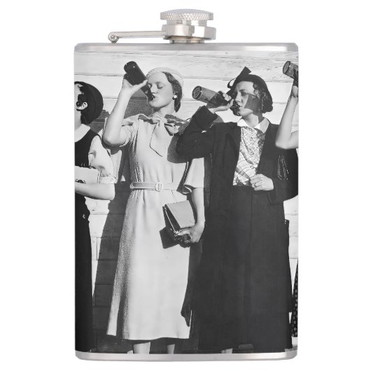 Bierdrankjes foto 1930 heupfles (Voorkant)