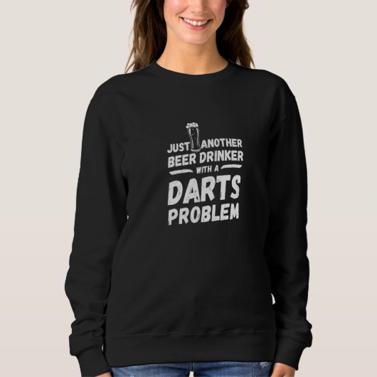 Bierdrinker met een dartsprobleem, darts speler, b trui (Voorkant)