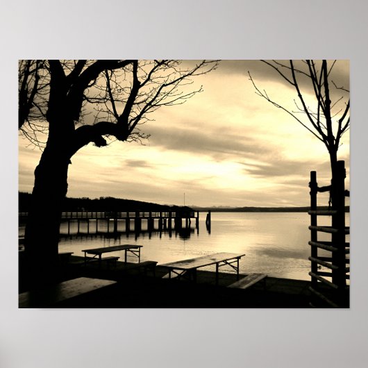 Biergarten bij het meer monochroom poster (Voorkant)