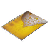 Bierglas met bubbels en schuim notitieboek (Linkerzijde)