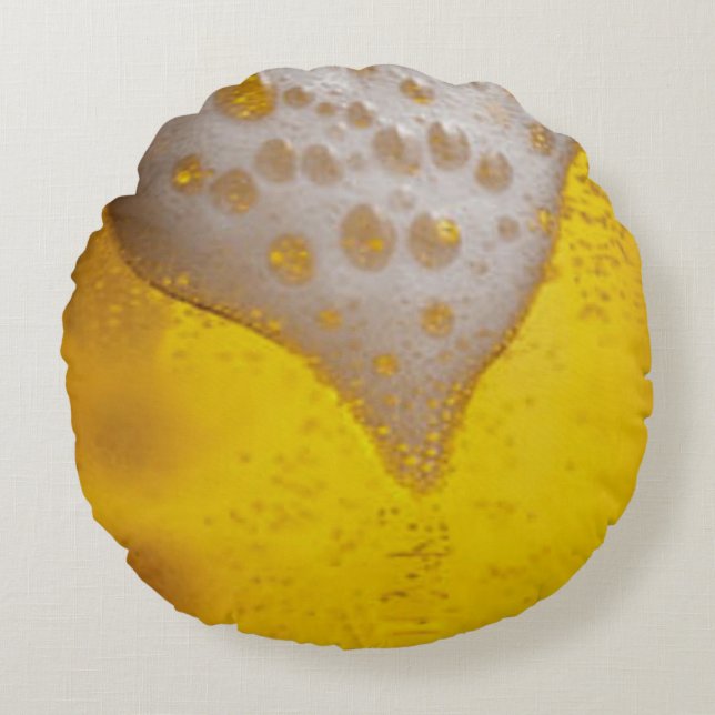 Bierglas met bubbels en schuim rond kussen (Voorkant)
