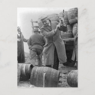 Biervaten vernietigen, 1924 briefkaart