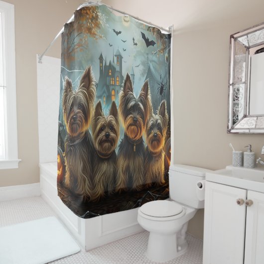Biewer Terrier Halloween Nacht Doggy Delight Douchegordijn (In situ)