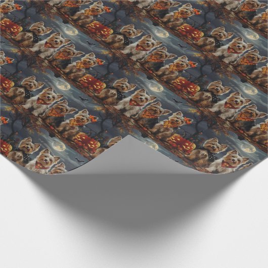 Biewer Terrier Halloween Spooky Cadeaupapier (Hoek)