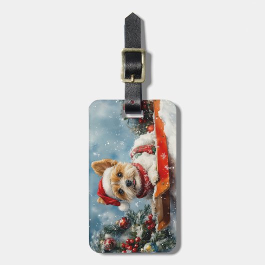 Biewer Terrier Hond in Sledge Laat het Sneeuw Kers Bagagelabel (Voorkant verticaal)