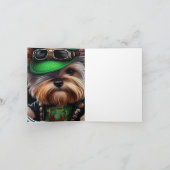 Biewer Terrier-hond rijdt op fiets St. Patrick's D Kaart (Binnen)