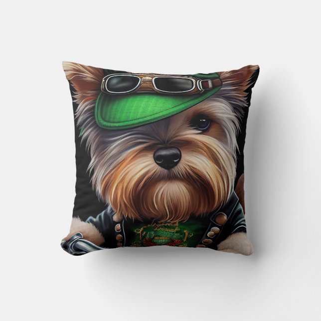 Biewer Terrier-hond rijdt op fiets St. Patrick's D Kussen (Voorkant)