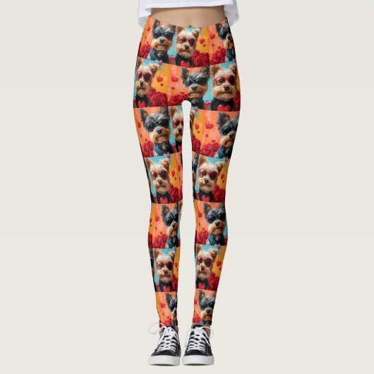 Biewer Terrier Met Hartrozen Valentijnsdag Leggings (Voorkant)