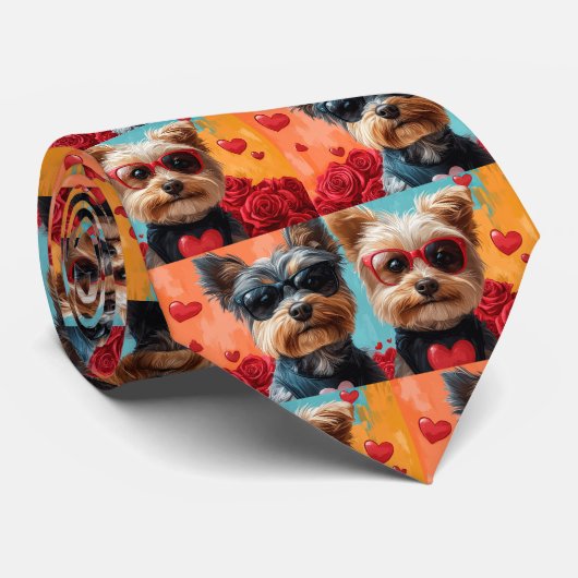 Biewer Terrier Met Hartrozen Valentijnsdag Stropdas (Opgerold)