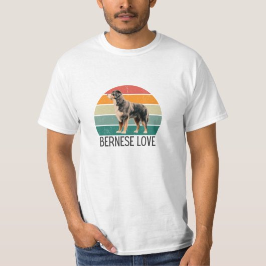 Big Bernese Love: Retro Circle Tee for Dog Enthusi T-shirt (Voorkant)