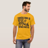 Big Biceps is belangrijk dan het Shirt van het Ond (Voorkant volledig)