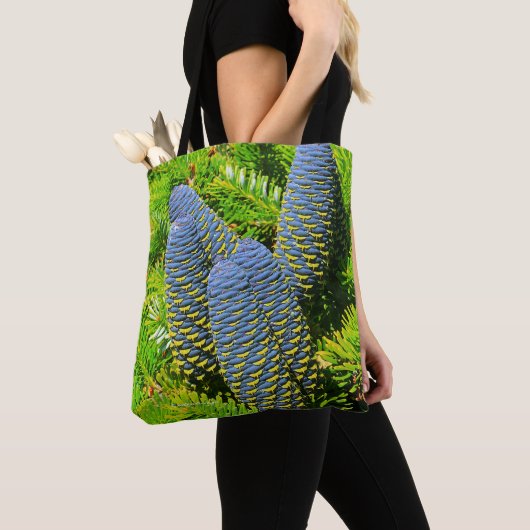 Big Blue Korean Fir Cones Tote Bag (Dichtbij)